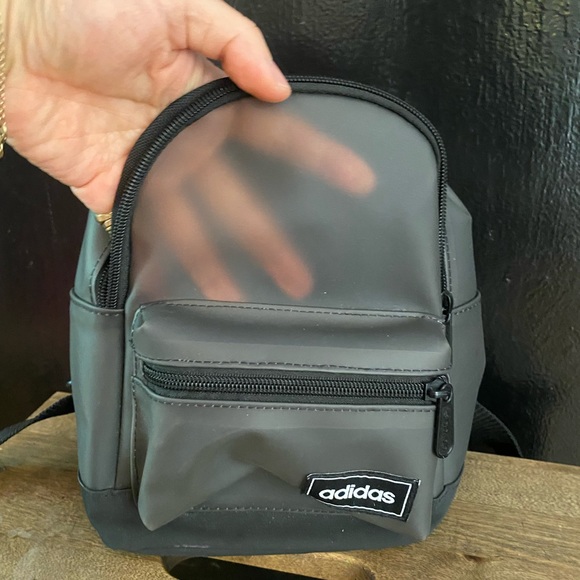 vintage ADIDAS mini backpack - Picture 5 of 7